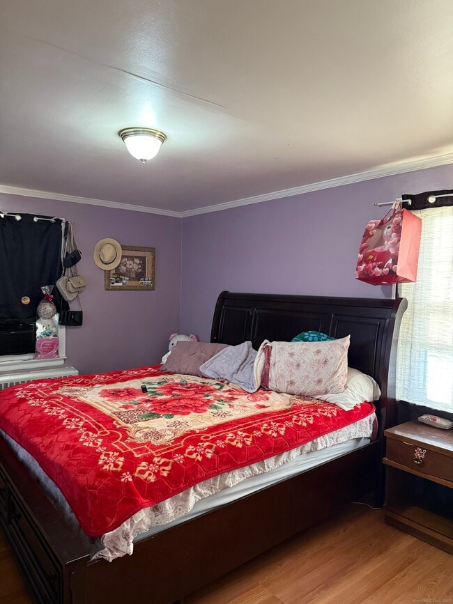 Building Photo - 1084 E Main St