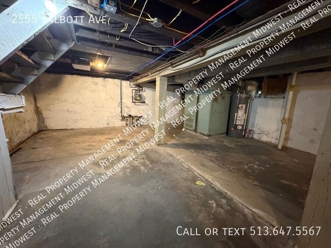 Building Photo - 2555 Talbott Ave