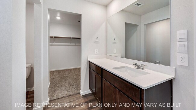 Building Photo - 876 Kickapoo Ln