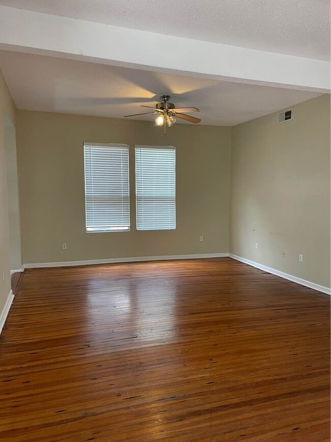 Building Photo - 3321 Napoleon Ave