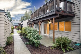 Mature Landscaping - Washington Terrace Apartments