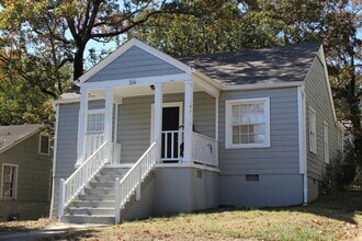 Building Photo - 314 N Summit St
