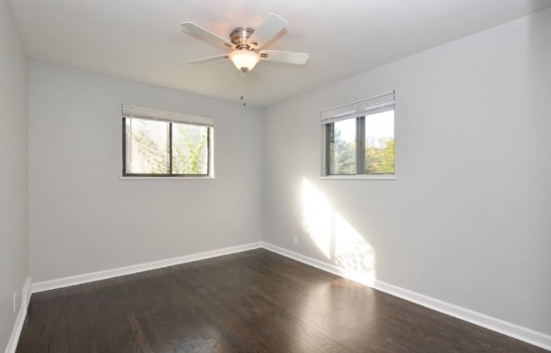 Building Photo - 1141 Waukegan Rd