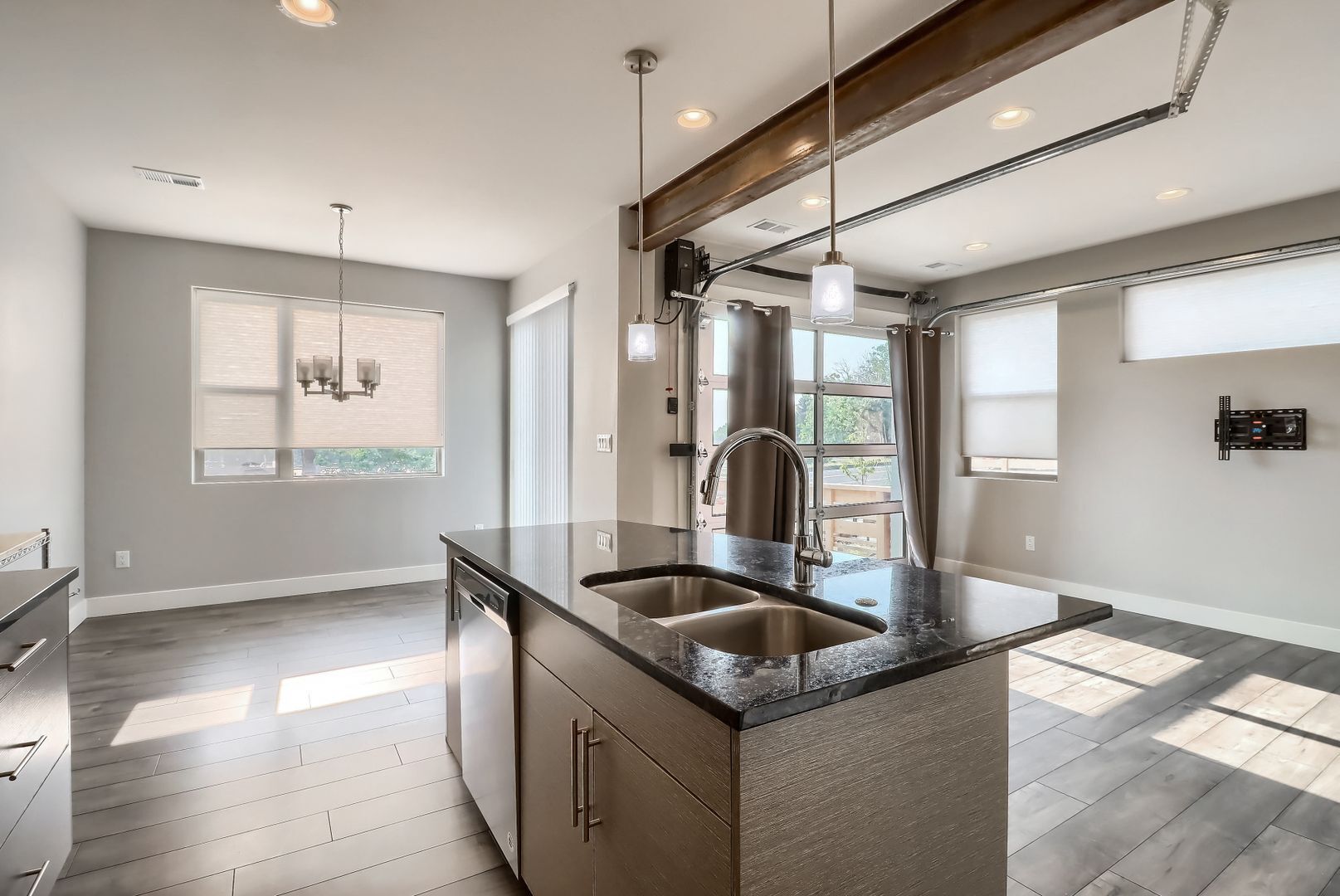 Building Photo - 12243 W Alameda Dr