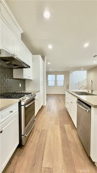 Building Photo - 130 Greenleaf Dr
