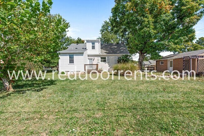 Building Photo - 957 Woodhill Dr