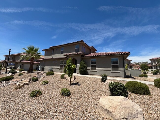 Building Photo - Private Comfort for All: 3-Bedroom All En-Suite Home