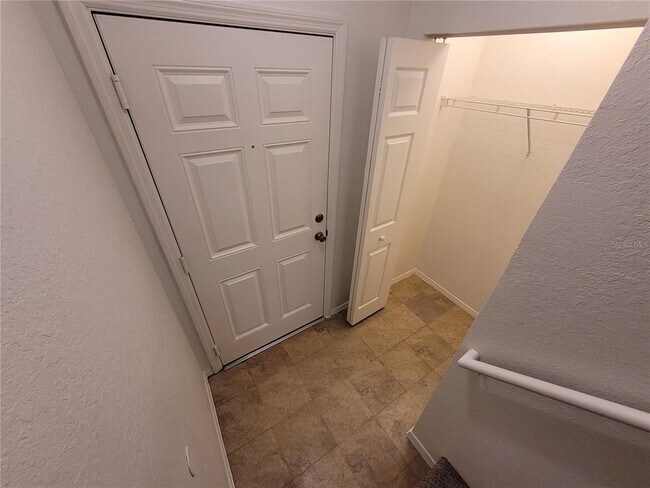 Building Photo - 36100 Lake Chase Blvd