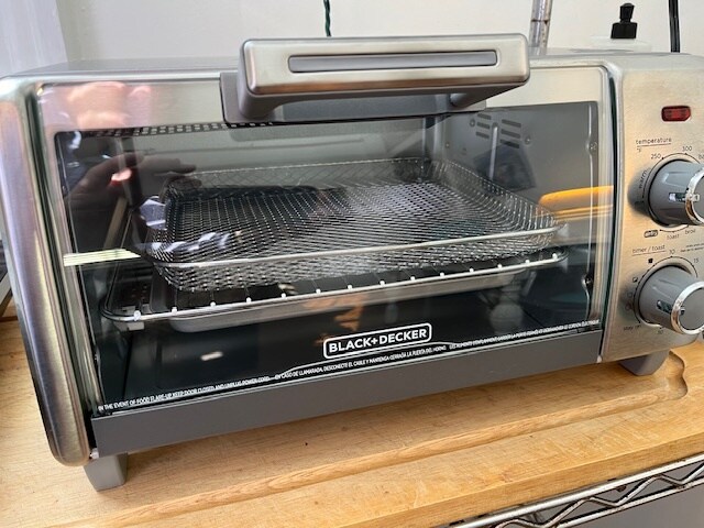 New toaster oven - 922 Adams St