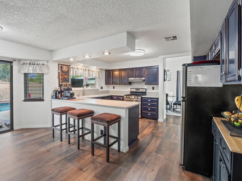 Building Photo - 2833 Springfield Pl