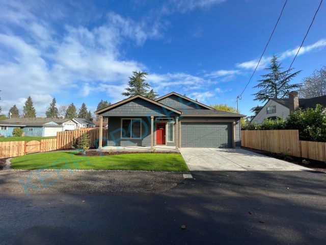 Primary Photo - Charming 4-Bedroom Home with 2 Full Baths ...
