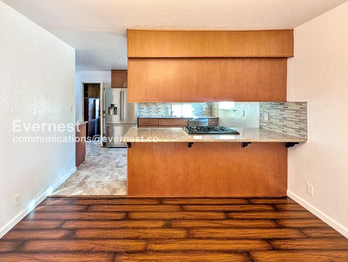 Building Photo - 14403 Tiburon Rd