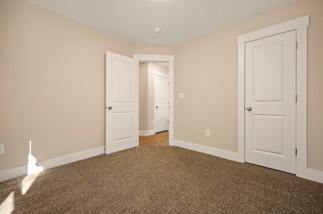 Building Photo - 143 Luckado St