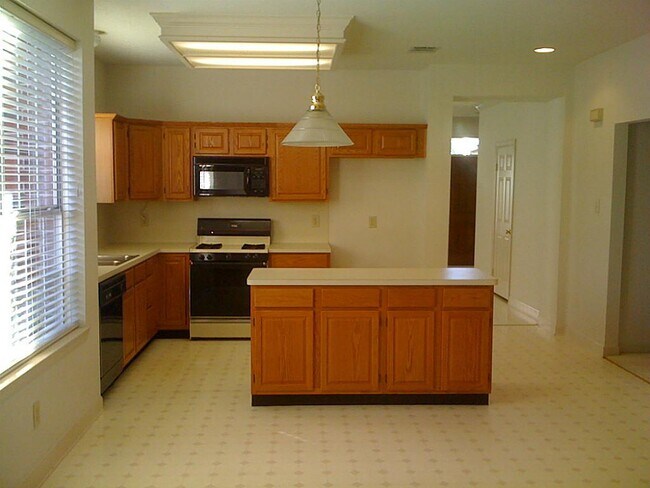 Building Photo - 11206 E Travelers Way Cir