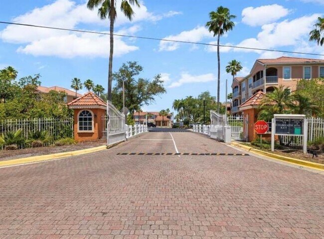 Building Photo - 5000 Culbreath Key Way
