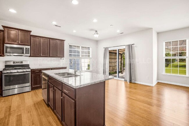 Building Photo - 10697 Sky Chase Ave NW