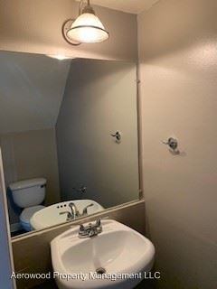 Building Photo - 3 br, 2 bath House - 902 S Peoria Street