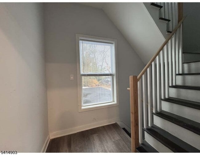 Building Photo - 139 Claremont Ave