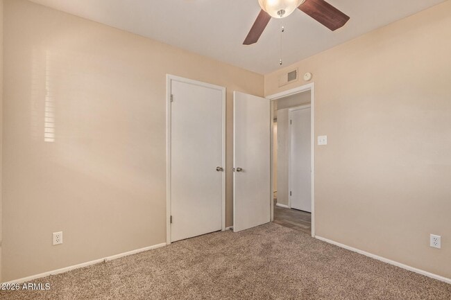 Building Photo - 312 E Hermosa Dr