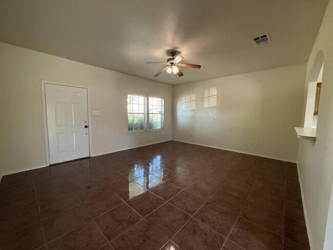 Building Photo - 5316 Joshua Ct