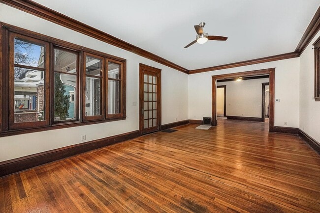 Building Photo - 572 Madison Ave SE