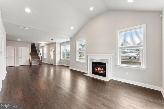 Building Photo - 38 Lacey Ln
