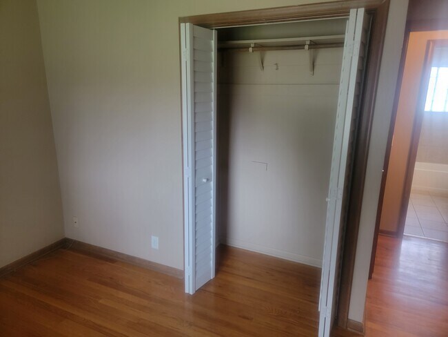 Building Photo - 4144 N 60th Ave
