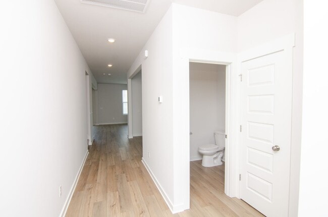 Building Photo - 170 Southwind Run