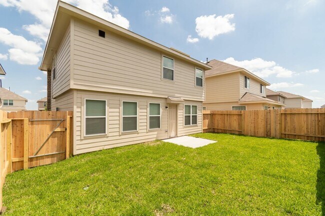 Building Photo - 17027 Hailey Harbor Dr