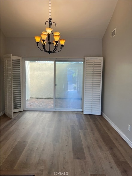 Building Photo - 26 Alderbrook