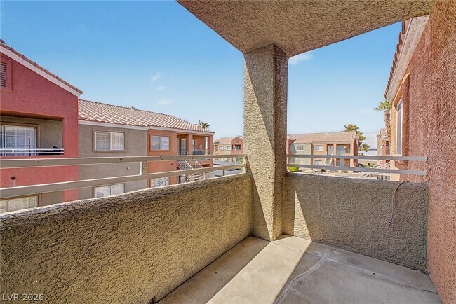 Building Photo - 4730 E Craig Rd