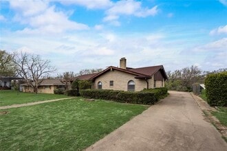 Building Photo - 926 Hampshire Dr