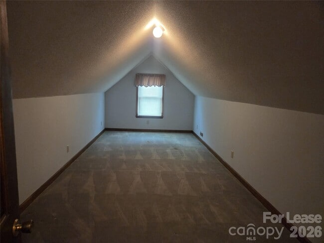 Building Photo - 1568 Triplett Rd