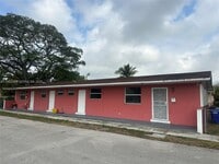 Building Photo - 16800 NE 4th Ct