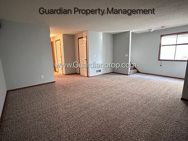 Building Photo - Hopkins Single Family Home, 2 Car Garage, Office, Gas Fireplace, Primary Suite