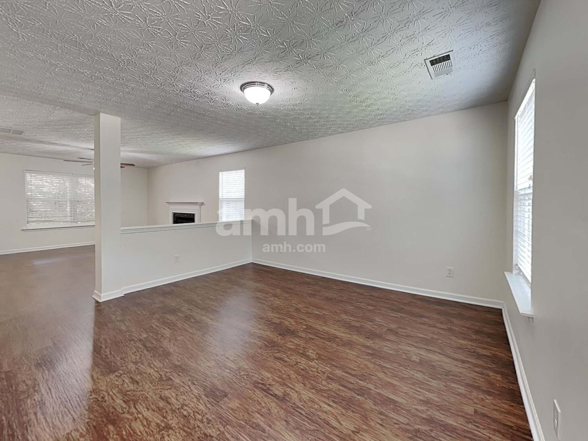 Building Photo - 134 Holly Mill Village Dr