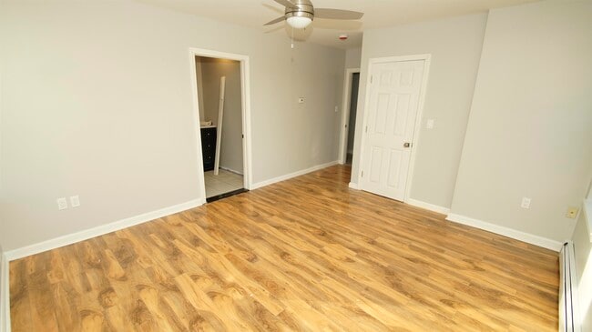 Building Photo - 29 High St