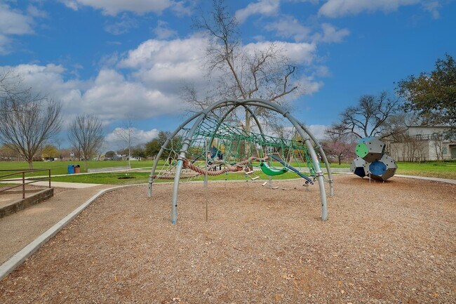 Building Photo - 1000 Arcadia Ave