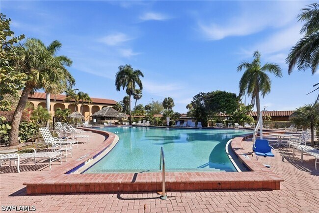 Building Photo - 25000 Tamiami Trl E