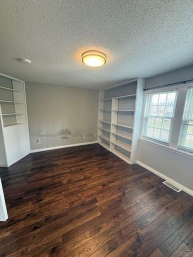 Building Photo - Home on Blakemore Circle