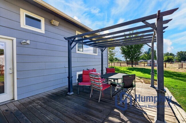 Building Photo - 13159 Ocotillo Dr