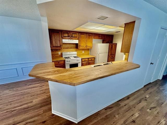 Building Photo - 539 Canary Ln