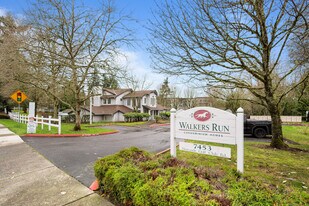 Building Photo - 7453 Newcastle Golf Club Rd