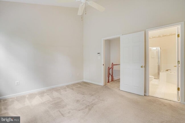 Building Photo - 6490 Tayack Pl