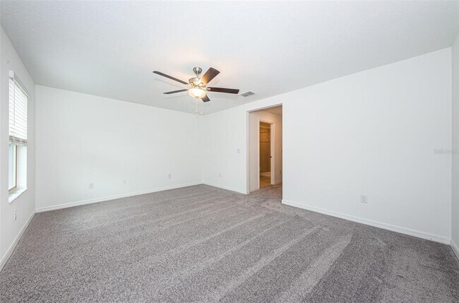 Building Photo - 8327 Crescent Oaks Dr