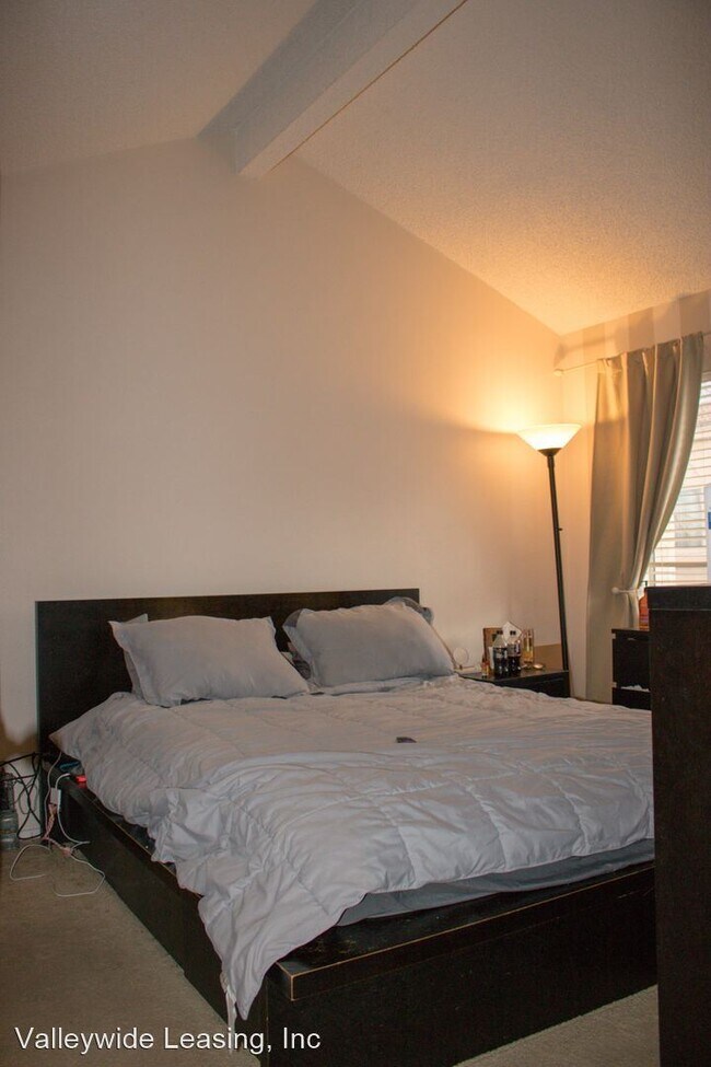 Building Photo - 3 br, 2 bath House - 19804 Sandpiper Pl. # 12