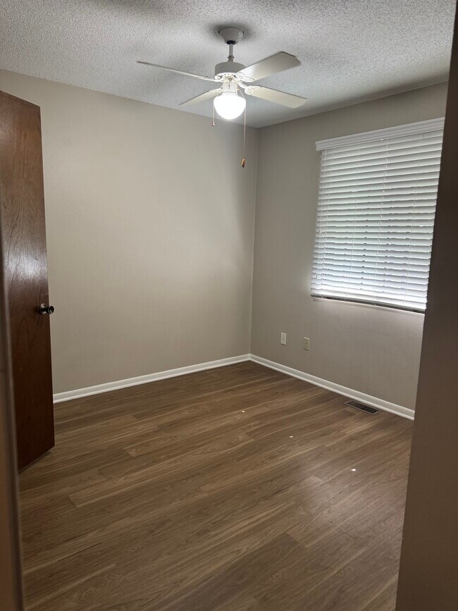 Bedroom 2 - 4202 Enden Ln