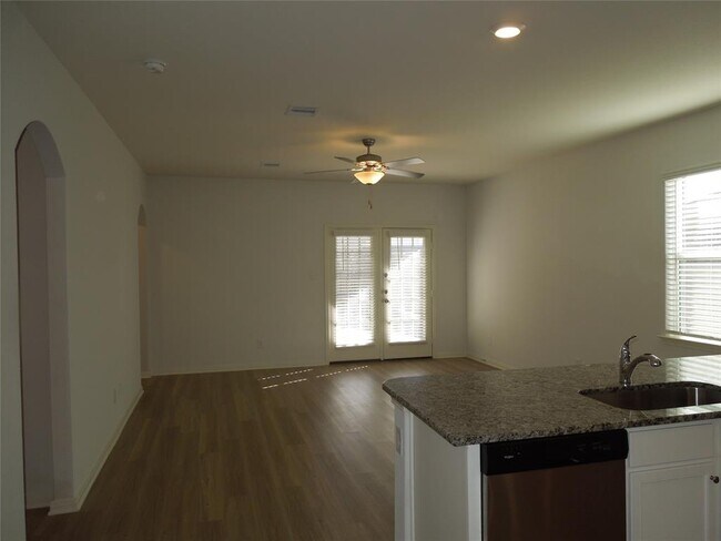Building Photo - 10463 Red Cardinal Dr