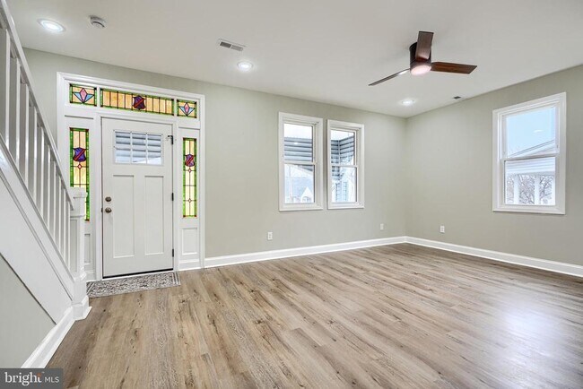 Building Photo - 3901 Forrester Ave