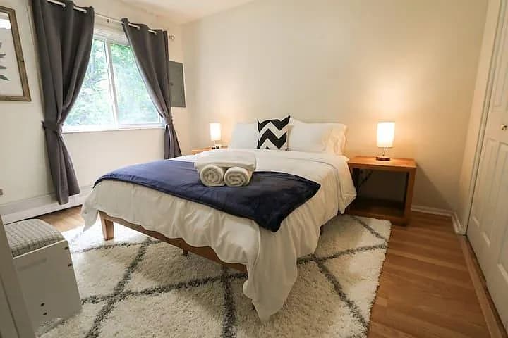 Building Photo - 1596 Jones Dr